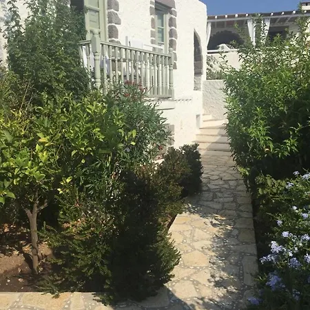 Willa Charming Patmos-style With 2 Family